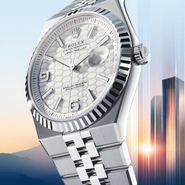 Role_x Oyster Perpetual Land Dweller