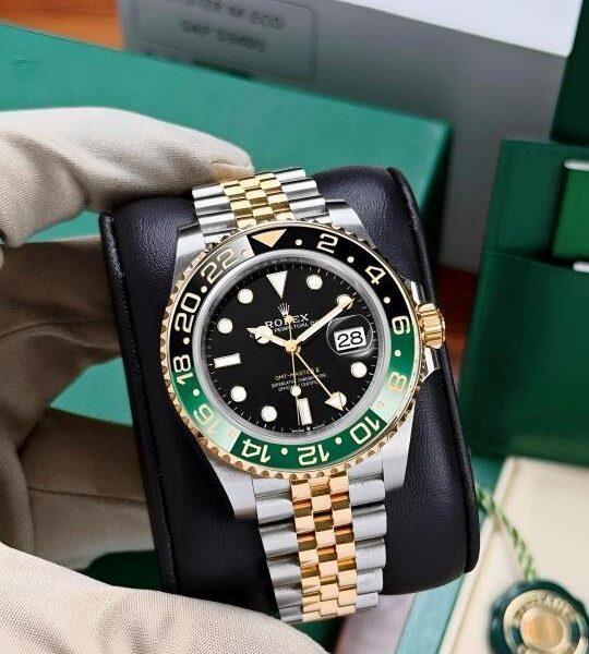 ROLEX GMT MASTER II [BLACK / GREEN / GOLDEN / SILVER] 3009025